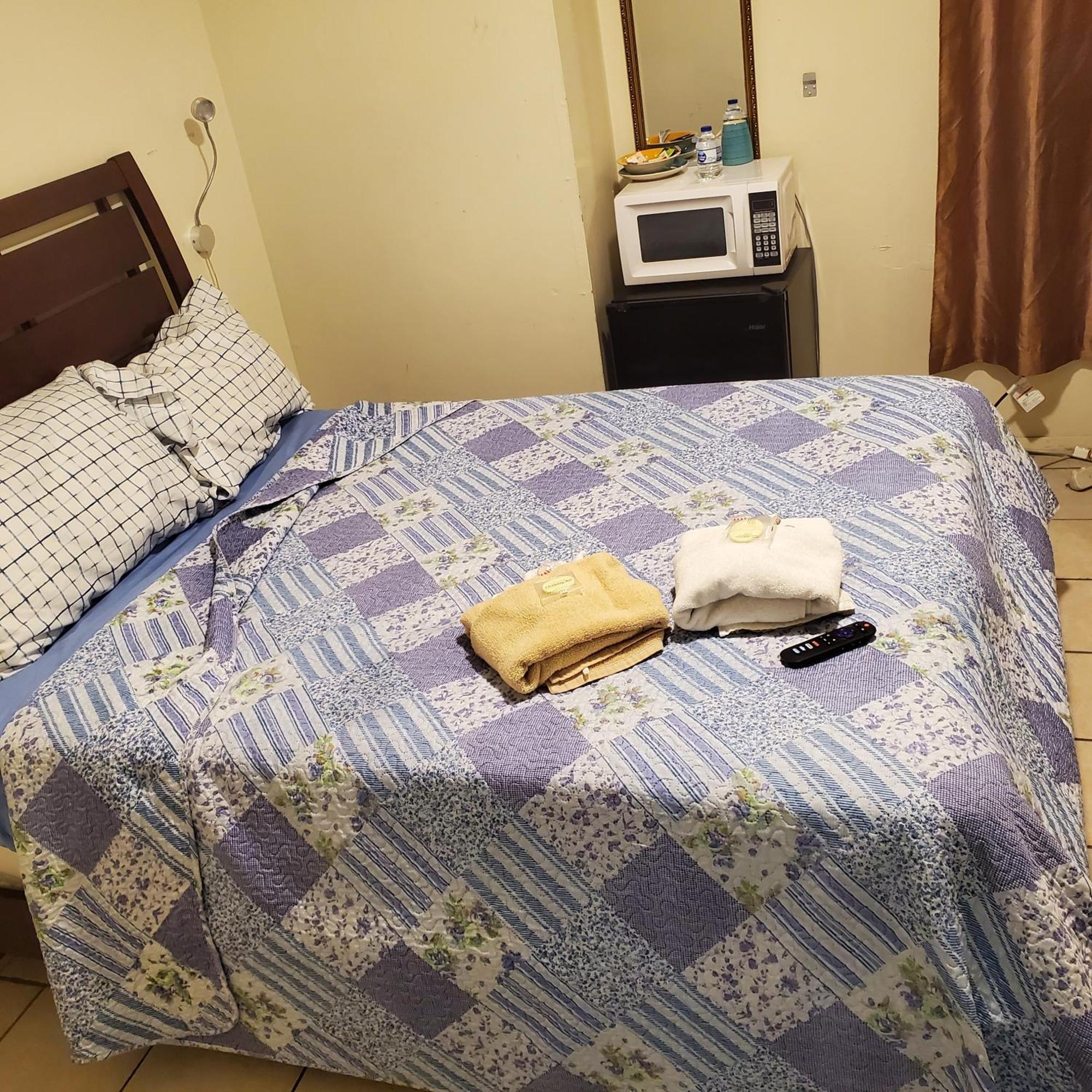 One Bedroom Appartement *